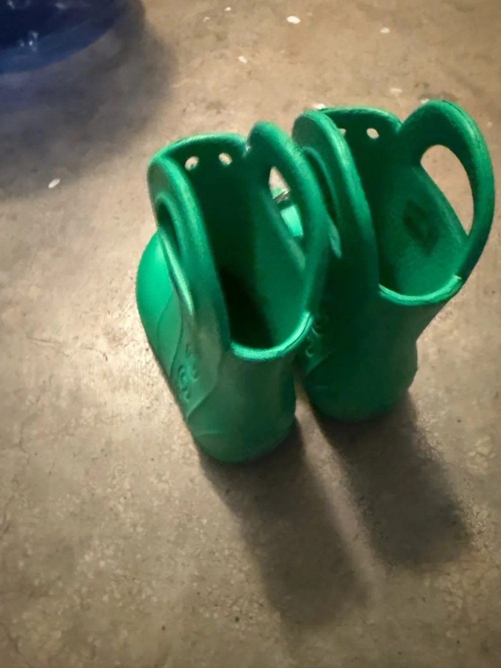 NEW! Crocs Kids Waterproof Green Pull-On Rain Boots - Picture 7 of 8